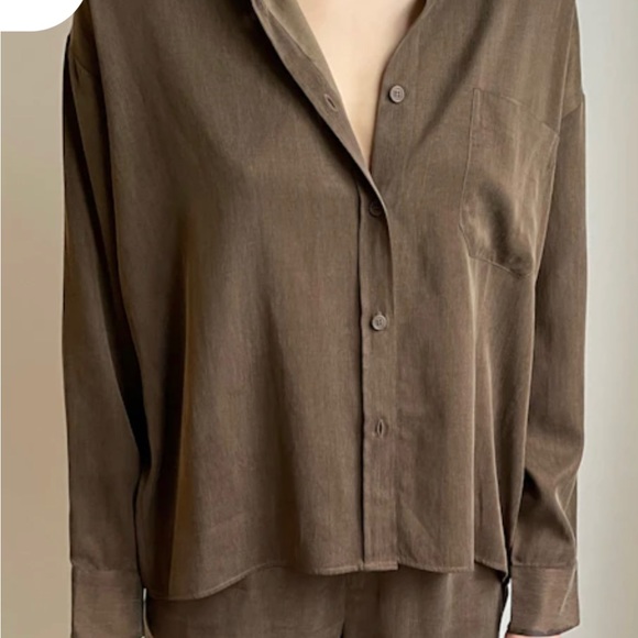 Djerf Avenue Tops - Djerf Avenue On The Go Mocha Button Down